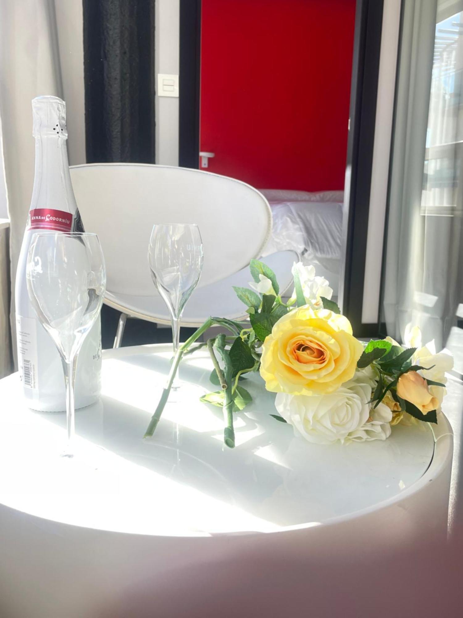 Lahola Glam Suites 토레몰리노스 외부 사진