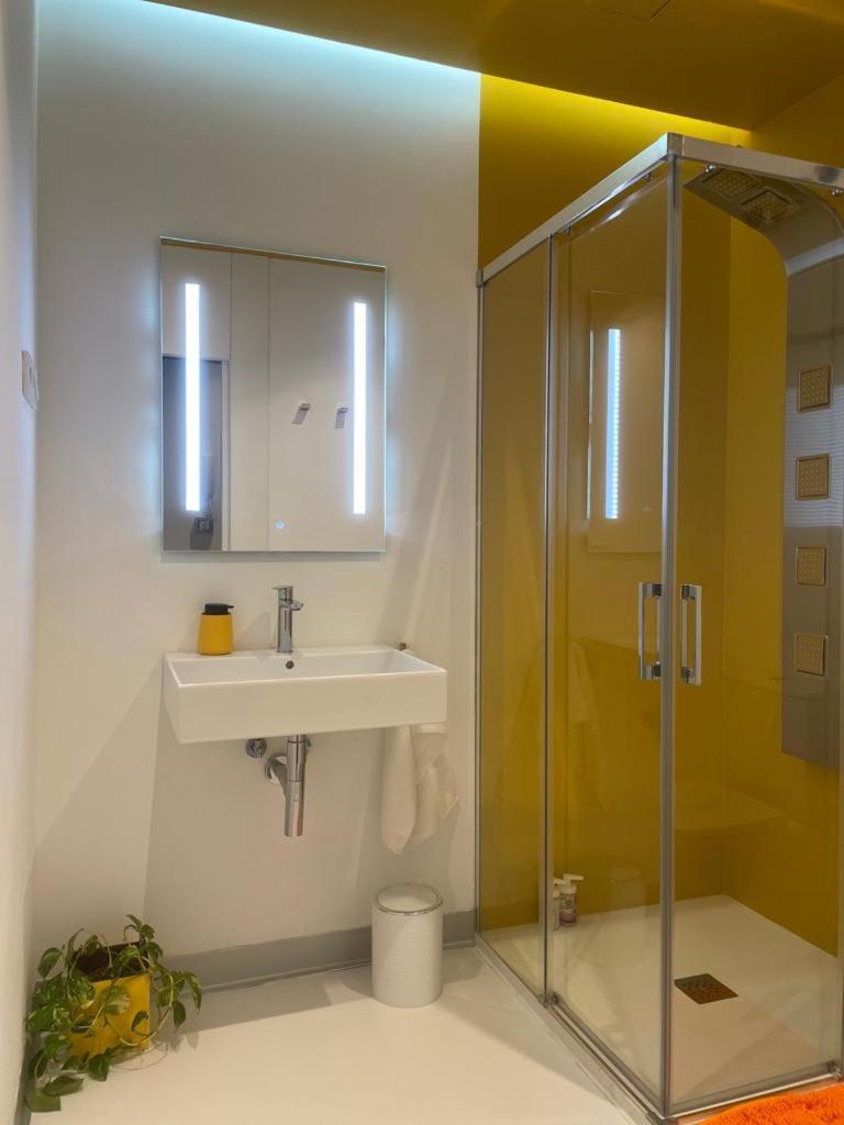 Lahola Glam Suites 토레몰리노스 객실 사진